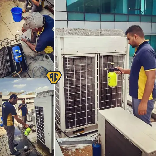 Aircon Hero technician at work โ ac service in Klang Valley